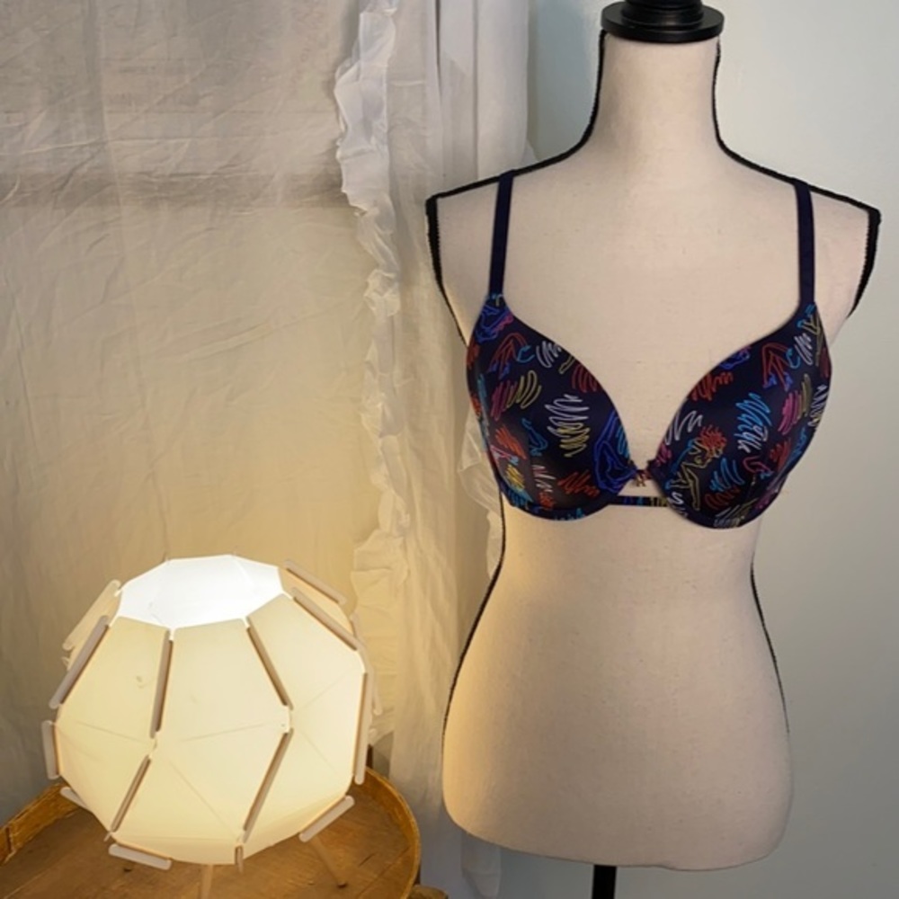 Savage X Fenty Navy and Print T-Shirt Bra Size 36 C‎